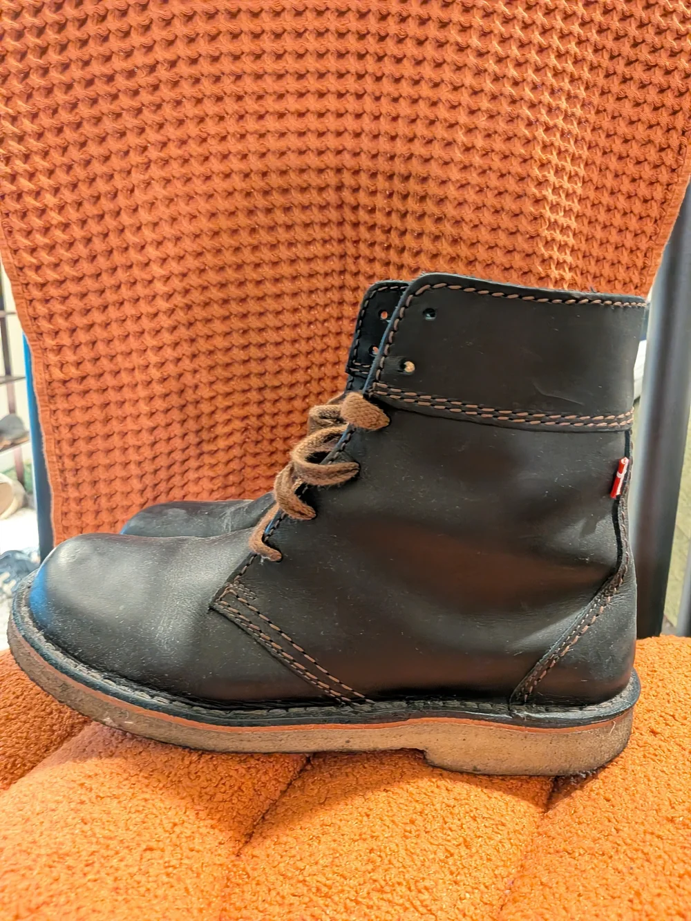 Men's Duckfeet Faborg Black Leather Lace-Up Boots with Brown Laces